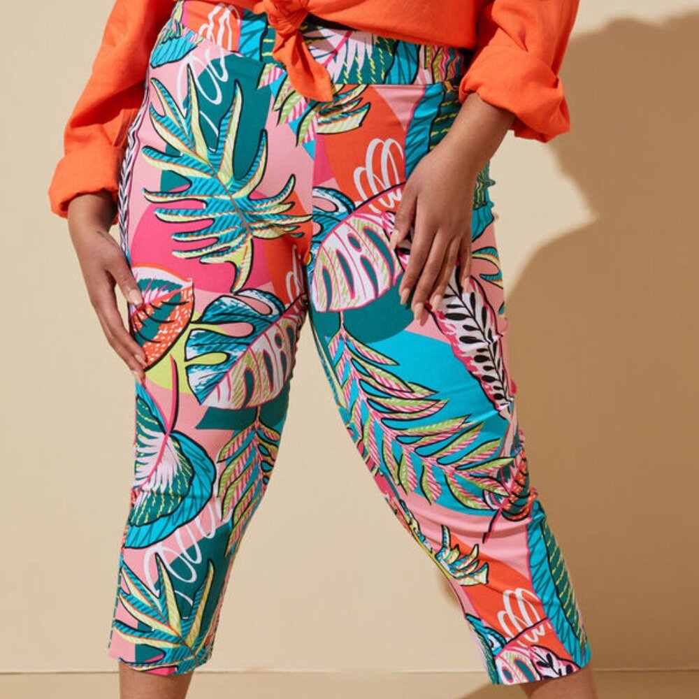 Ashley Stewart Tropical Print Power Twill Capri Pants Resort Vacay